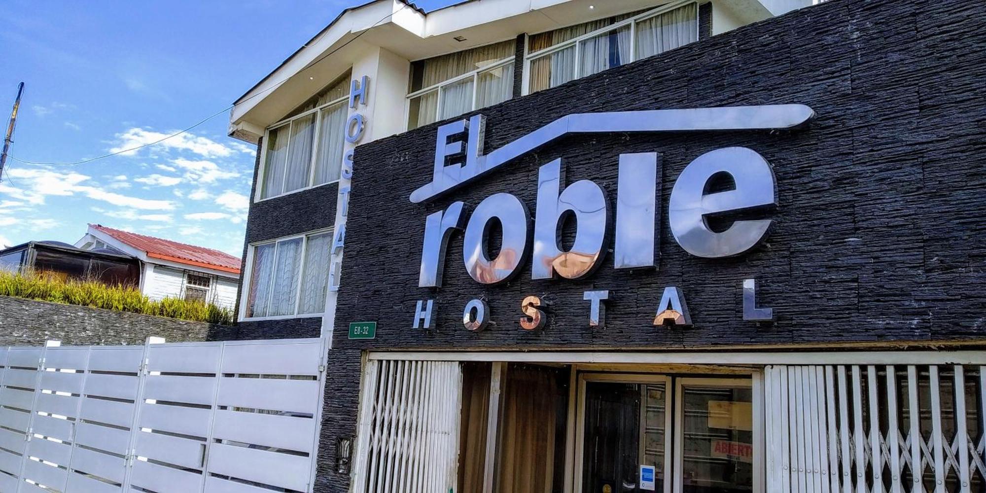 Hostal El Roble Quito Exterior foto